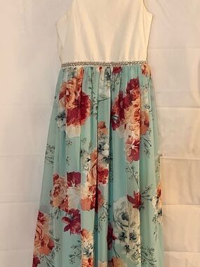 Speechless White Bodice Aqua Floral Maxi Dress with Jewel Waist